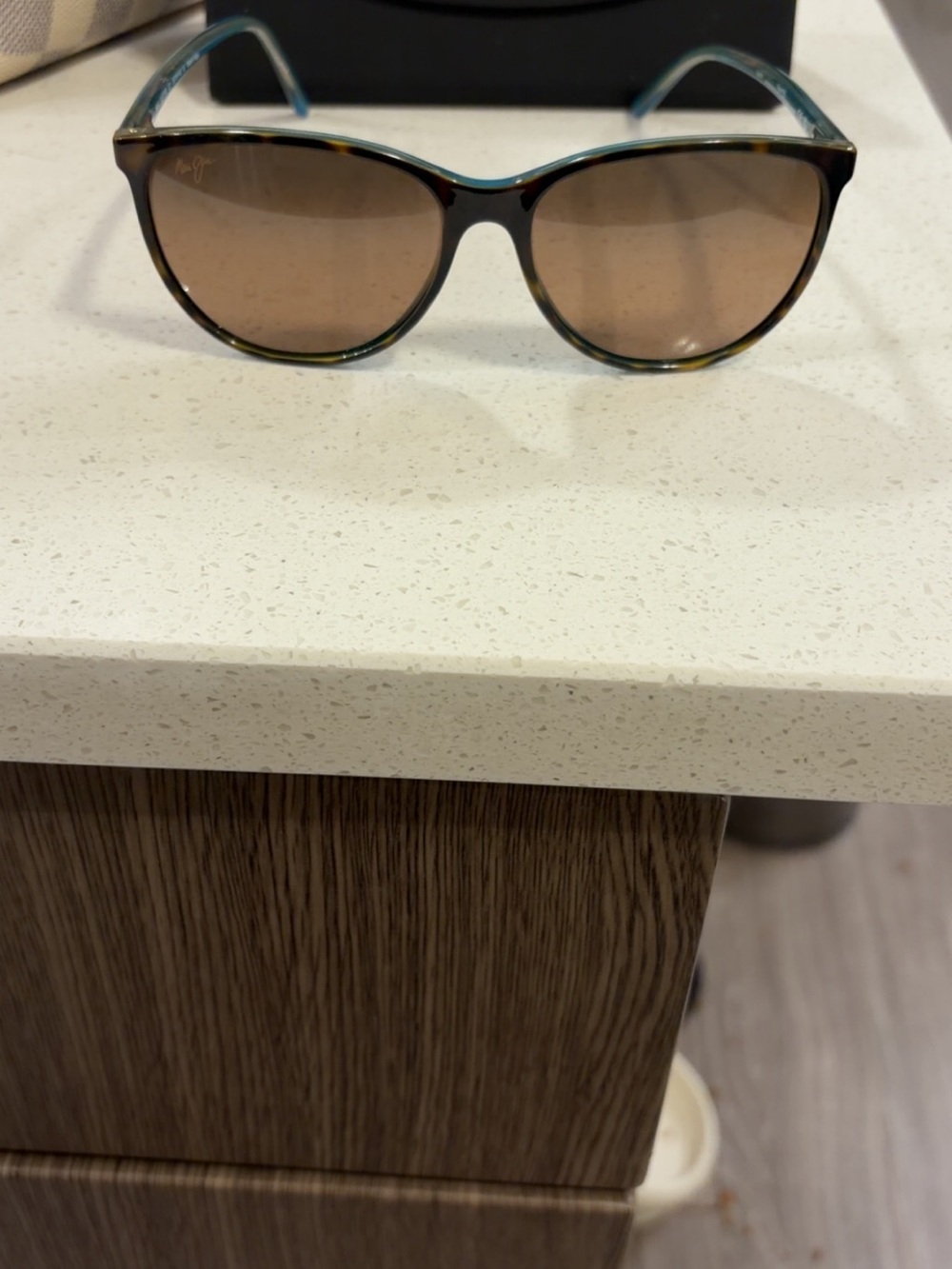 Maui Jim Ocean with Peacock - tortoise Frame Sunglasses with Brown Lenses
